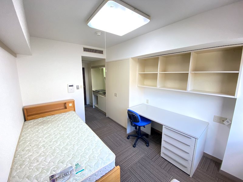 居室・リビング　写真は101号室です（参考）