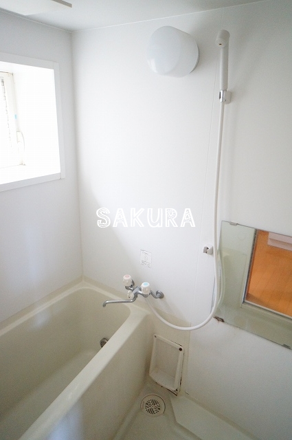 バス・シャワールーム　日々の疲れを癒すお風呂です♪