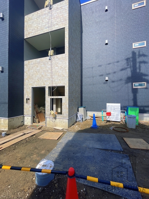 エントランス　外観（建設中）