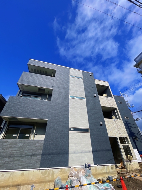 建物外観　外観（建設中）