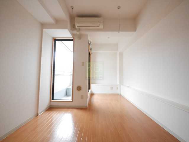 居室・リビング　クレセント戸山