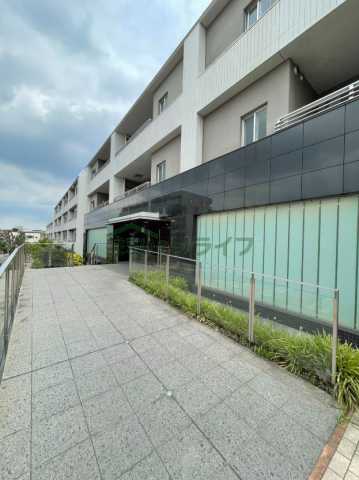 エントランス　Park Cube西ヶ原STAGE