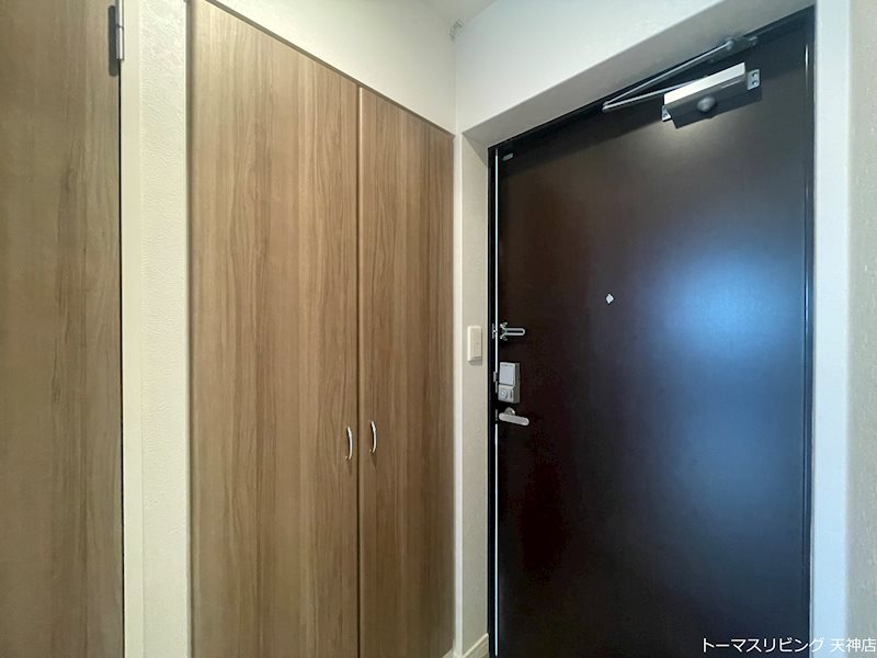 玄関　※別号室参考写真