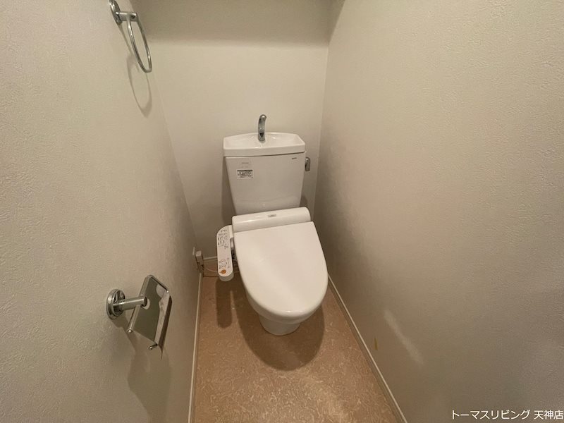 トイレ　※別号室参考写真