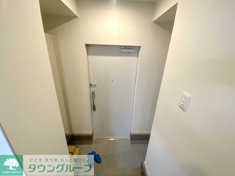 玄関　お部屋探しは株式会社　タウンハウジング　までお気軽にお問合…