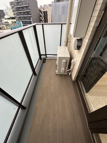 バルコニー　開放的で明るい空間を演出してくれるバルコニーです