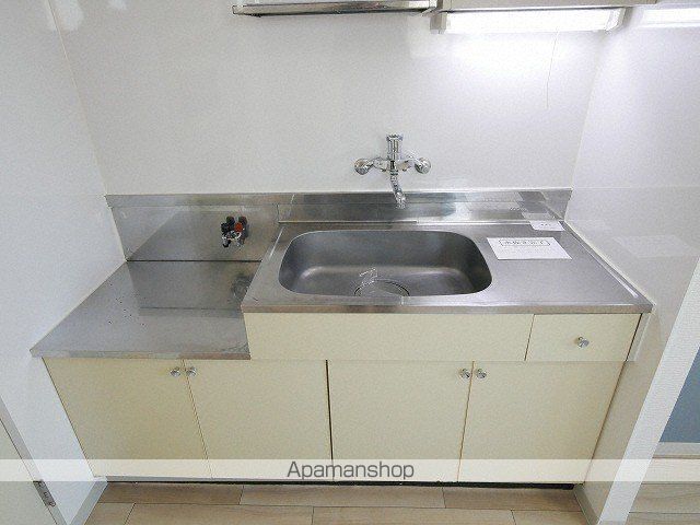 地下鉄東豊線 豊平公園駅 徒歩8分 11階建 築39年のキッチン写真