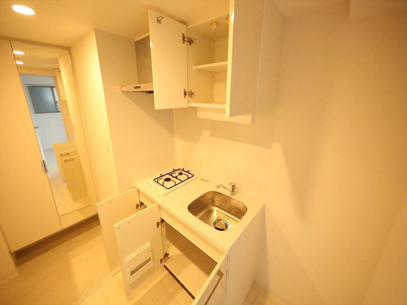 キッチン　システムキッチン（ガス2口コンロ付）