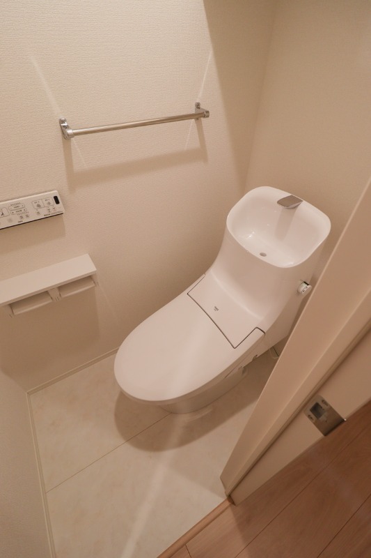 トイレ　図面と現状に相違がある場合には現状を優先