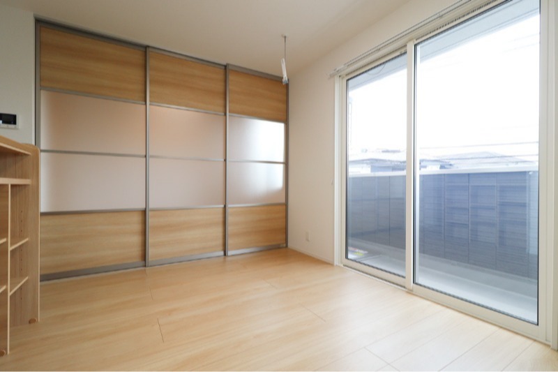 居室・リビング　図面と現状に相違がある場合には現状を優先