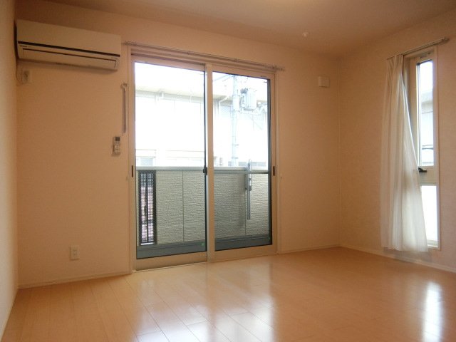 居室・リビング　写真は同マンション別部屋