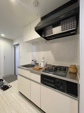 キッチン　同シリーズ物件のモデルルームになります※現況優先