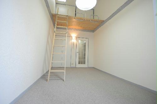 居室・リビング　仕様・設備は現状と異なる場合有。現状優先