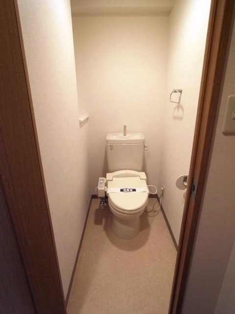 トイレ　コンパクトで使いやすいトイレです