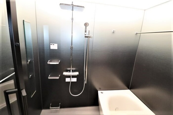 バス・シャワールーム　バス・シャワールーム