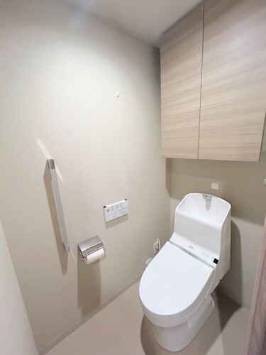 トイレ　洗浄暖房便座