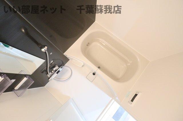 バス・シャワールーム　落ち着いた空間のお風呂です