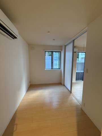 居室・リビング　同物件別部屋参考写真