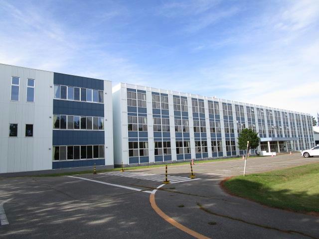 中学校　音更町立緑南中学校（中学校）まで1599m