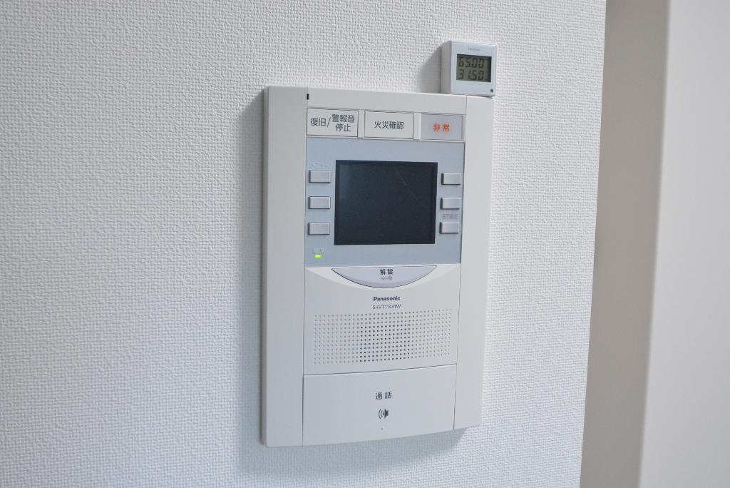 セキュリティ　カメラ付インターホン