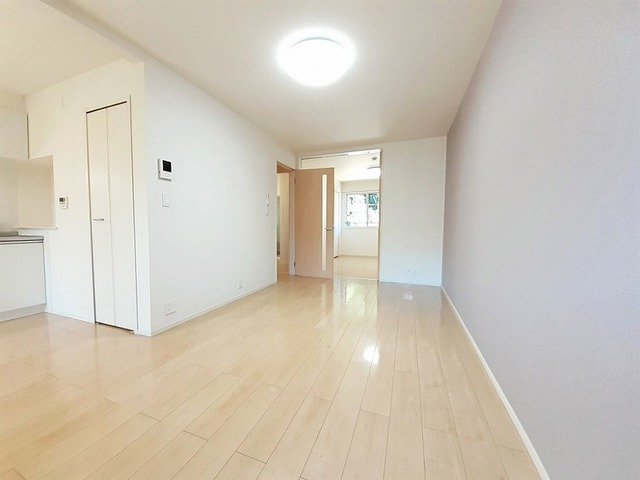 居室・リビング　【簡単オンライン契約】来店不要でオンライン申込み＆契約可能♪