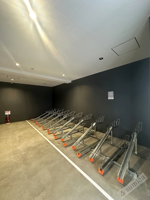 その他共有部分　屋根付き駐輪場が嬉しいです♪♪