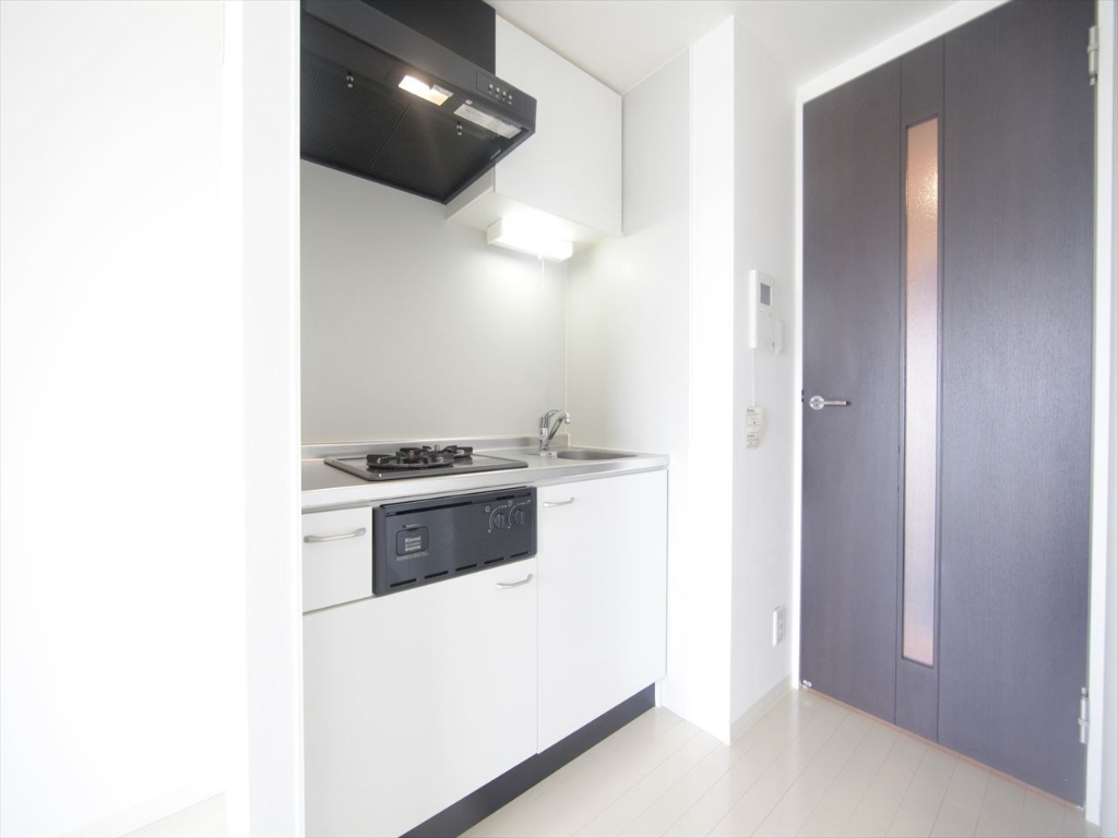 キッチン　システムキッチン（ガス2口コンロ付）