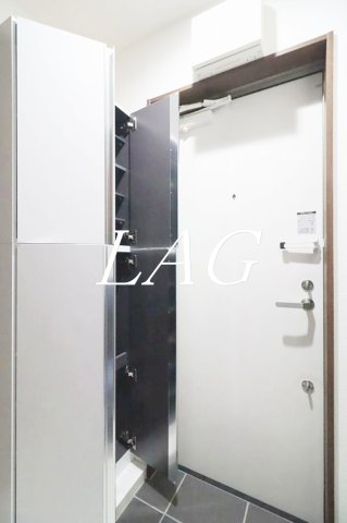 玄関　玄関です。