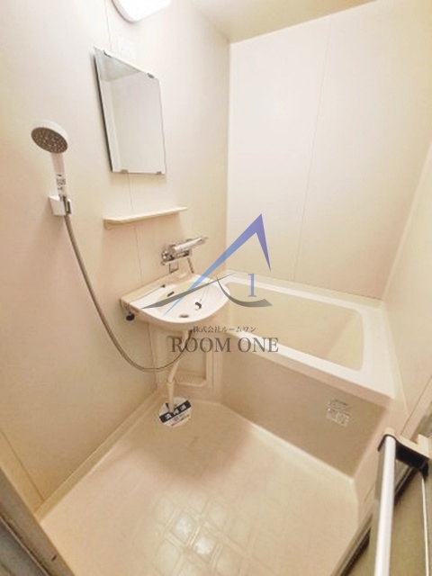 バス・シャワールーム　お風呂です。