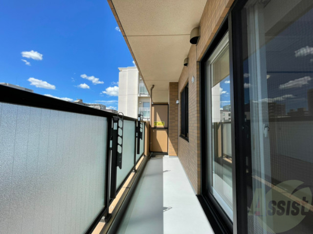 バルコニー　バルコニーが付いていますので一息ついてみてはいかがですか。