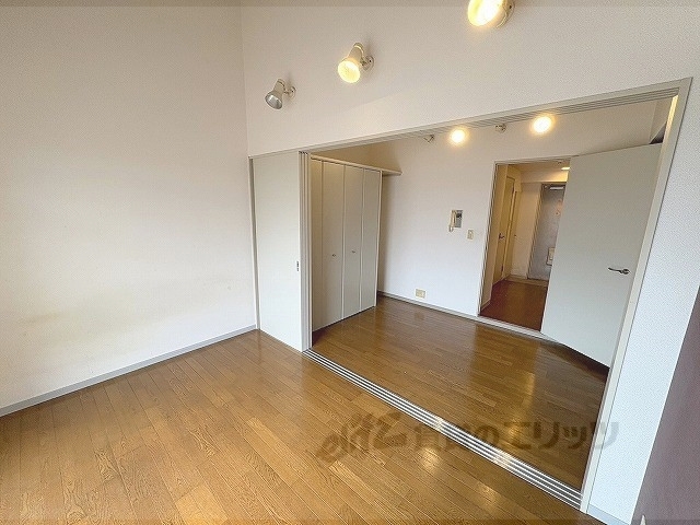 居室・リビング　洋室