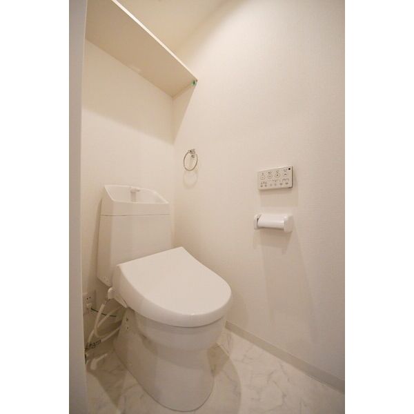 トイレ　ゆったりとした空間のトイレです