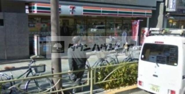 コンビニ　セブンイレブン（コンビニ）まで140m