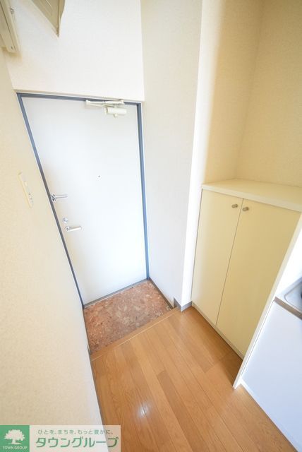 玄関　お問合せはタウンハウジングまで！※現地待合わせ相談可能