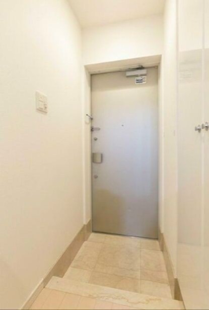 玄関　※同仕様写真含む