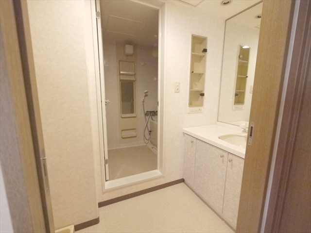 洗面設備　シャンプードレッサー