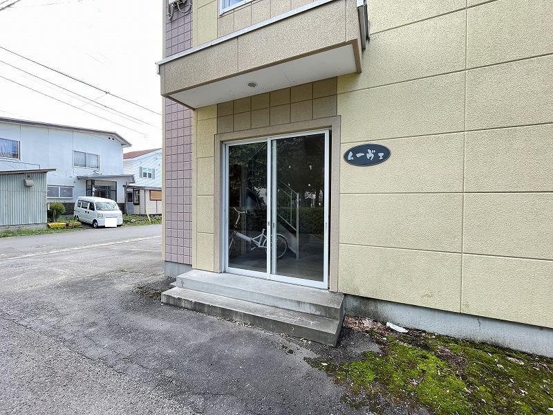 エントランス　エントランス