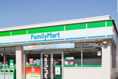 コンビニ　ファミリーマート江東森下四丁目店（コンビニ）まで220m