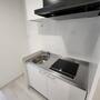キッチン　別部屋参考写真となります
