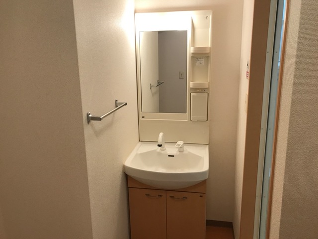 洗面設備　洗髪洗面化粧台