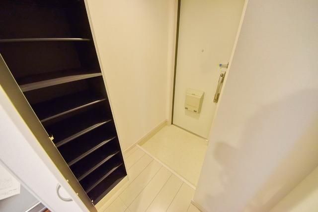 玄関　★玄関スペースにシューズＢＯＸがあります★