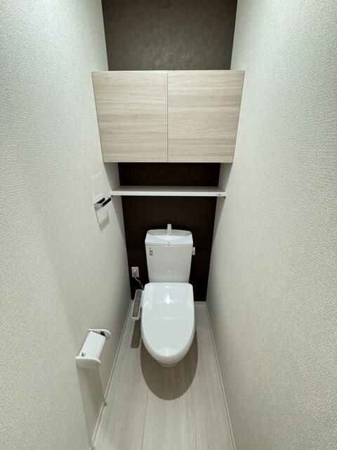 トイレ　写真は別の部屋のものです。