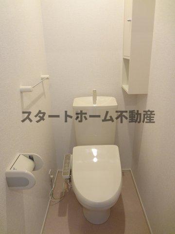 トイレ　落ち着いたトイレです