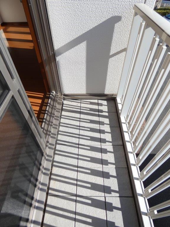 バルコニー　図面と現状に相違がある場合には現状を優先