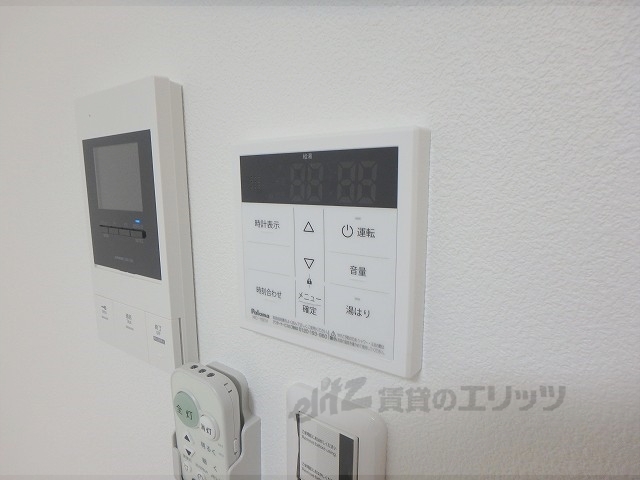 その他設備　給湯器リモコン