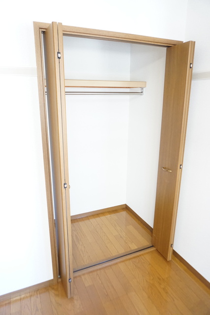 収納　洋室の収納