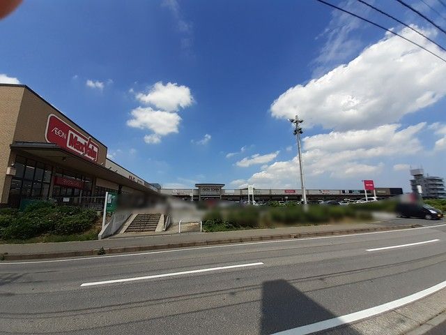 ショッピングセンター　イオンタウン（ショッピングセンター）まで482m