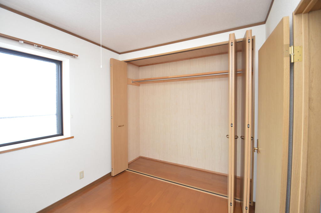 収納　（参考）他室の写真を使用しています。現況優先となります。