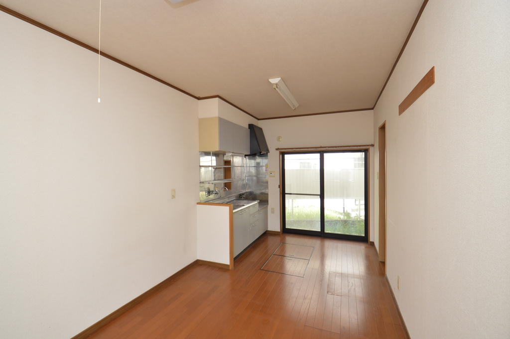 居室・リビング　（参考）他室の写真を使用しています。現況優先となります。