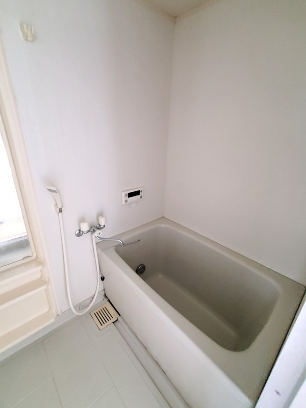 バス・シャワールーム　現況優先